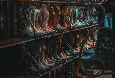 Country Gifts for Your Anniversary: Where to Start?