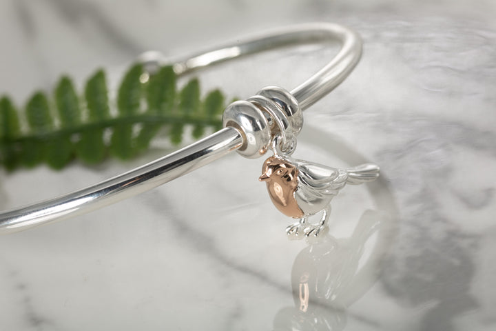 Robin Charm – Gemma J