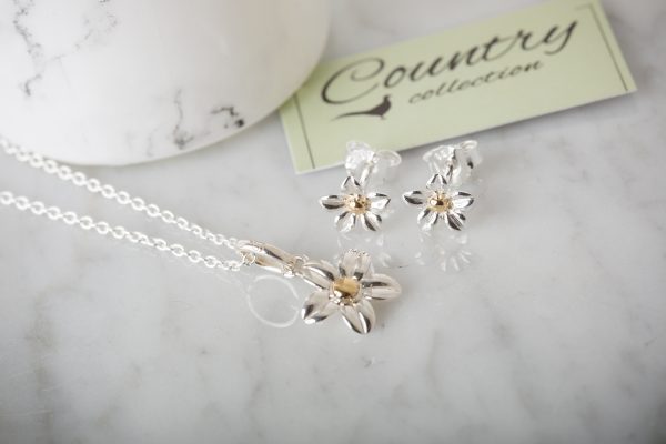 Flower Pendant