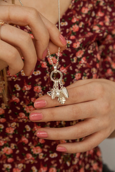 Tulip Charm image 1
