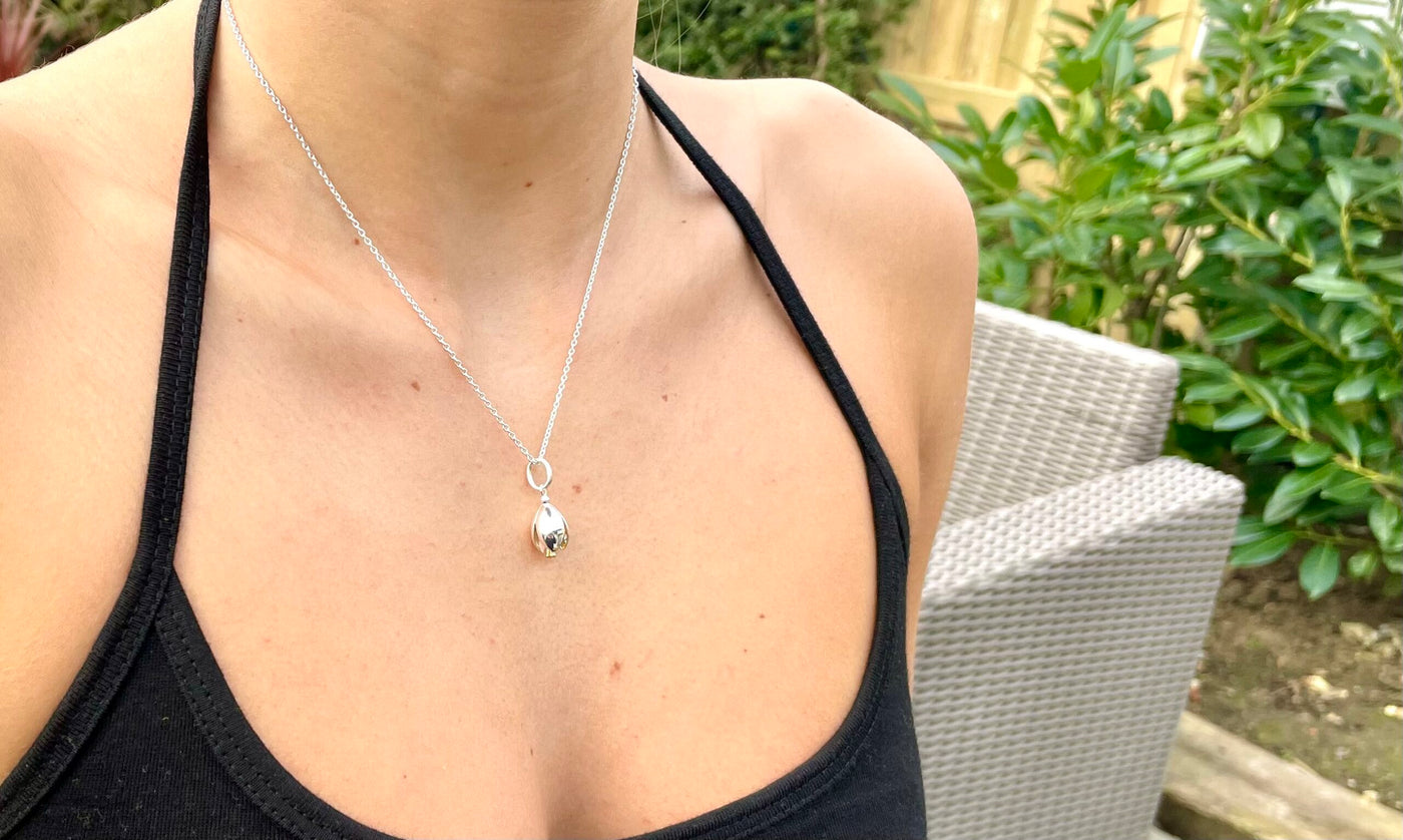 Snowdrop Pendant